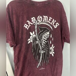 UNISEX - BAD OMENS (Reaper) Maroon T-shirt!